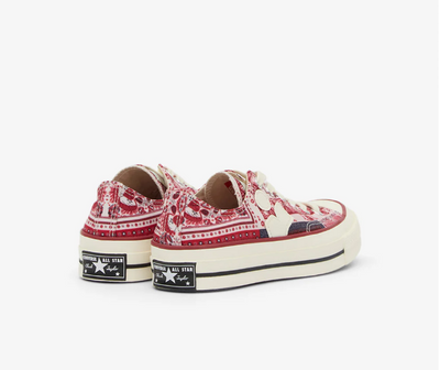 Isabel Mar Converse