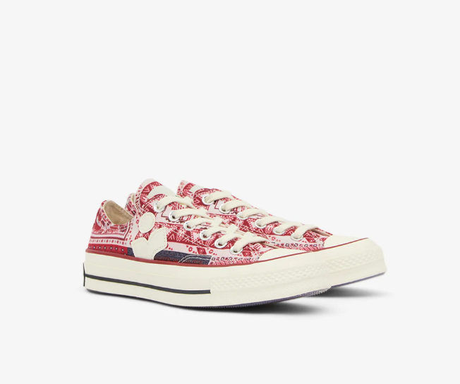 Isabel Mar Converse